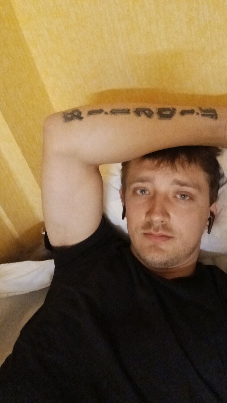  44192461  , 33 ,    