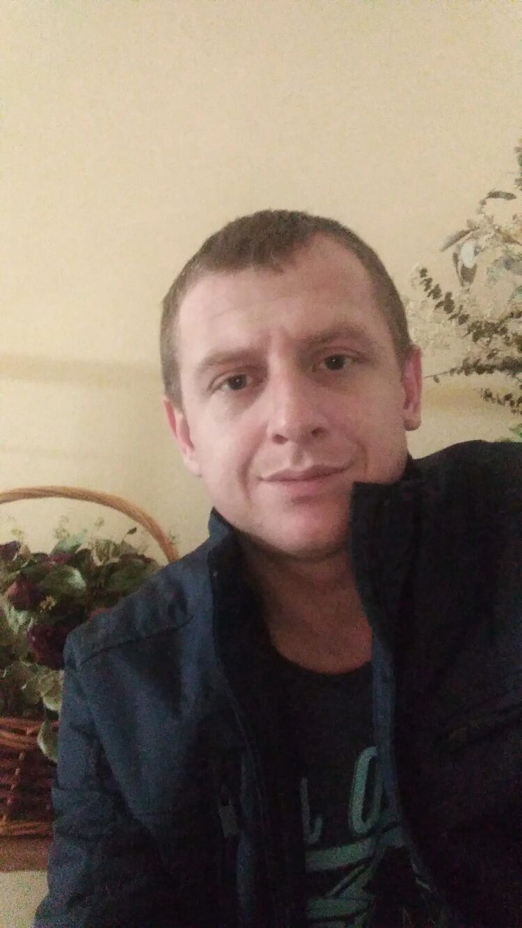  ,   Dmitry, 37 ,   ,   , c , 
