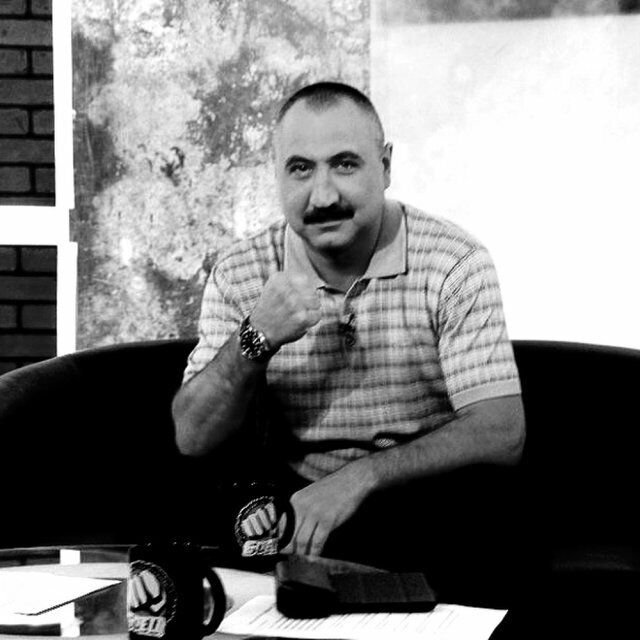  54498201  Gjegosh, 51 ,    