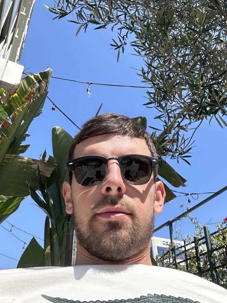  Santa Monica,   Alex, 30 ,   c 
