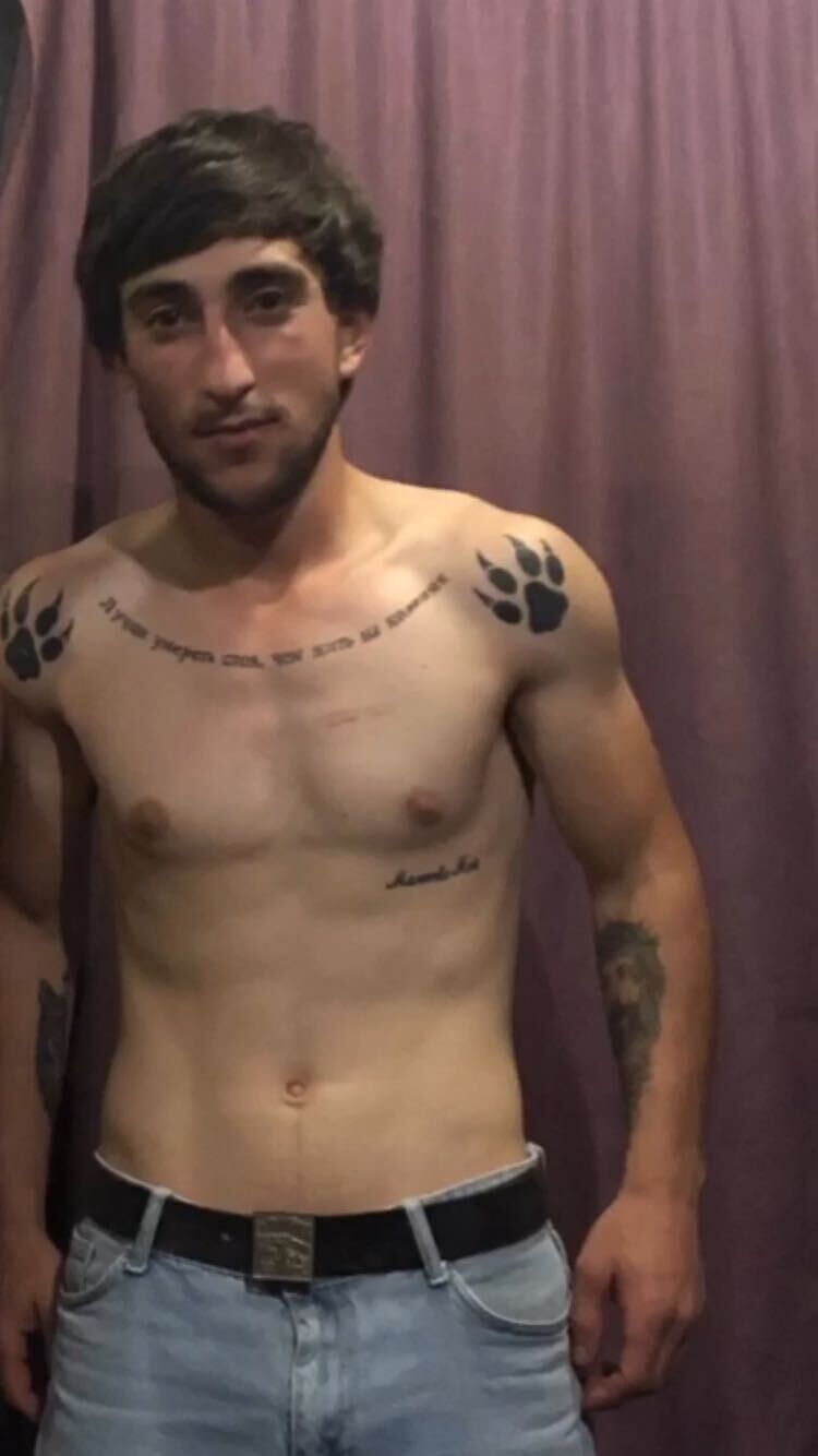  31406161  Sargis, 22 ,    