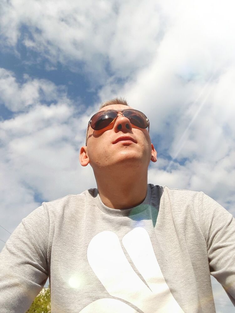  9920931  , 42 ,    -