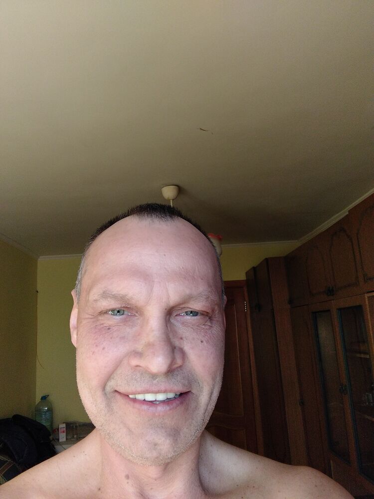  42941181  , 56 ,    