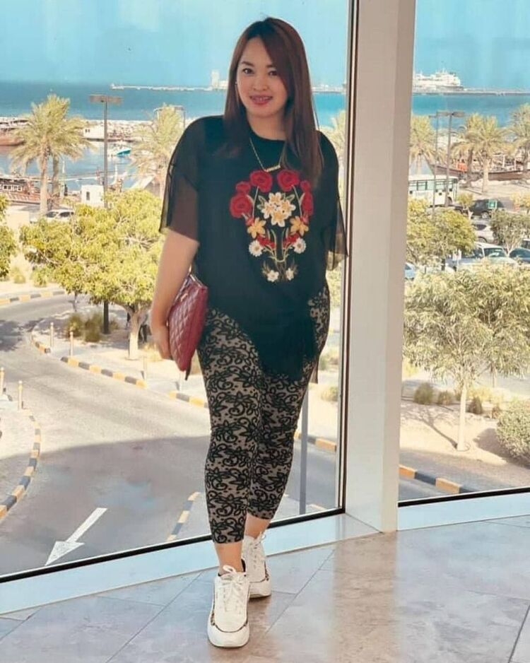  Bato,   Ellie, 33 ,   c 