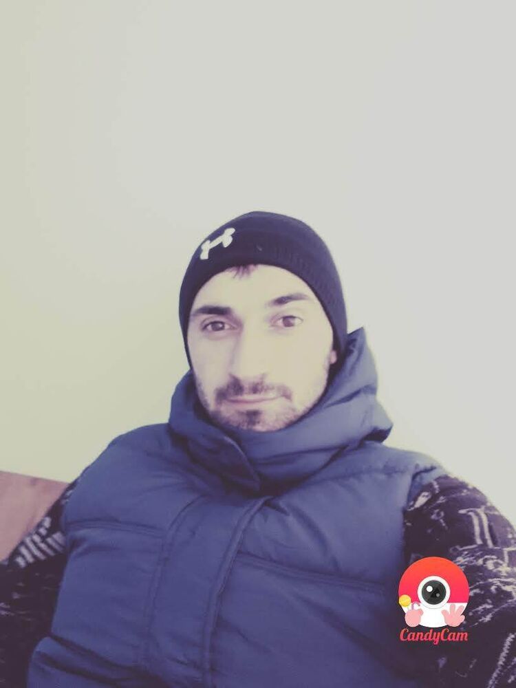  ,   Hayk, 32 ,   ,   
