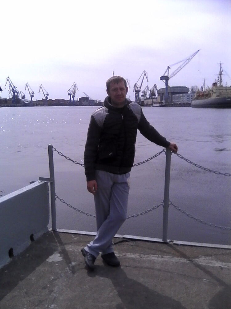  6864571  , 41 ,    -