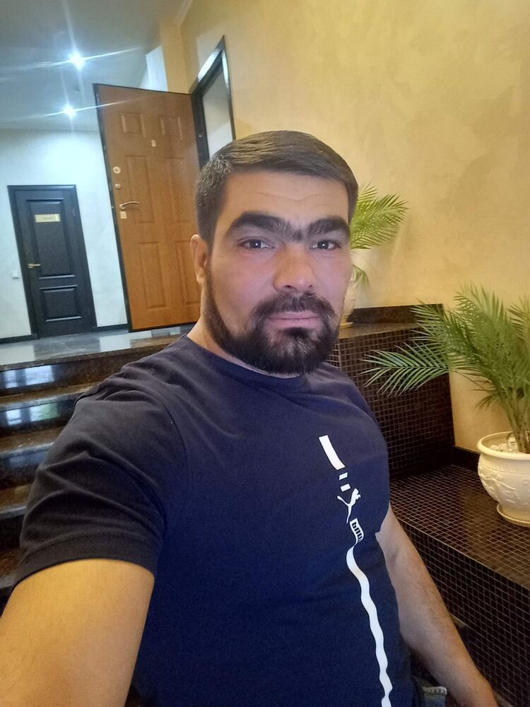 ,   Ashraf, 37 ,   ,   