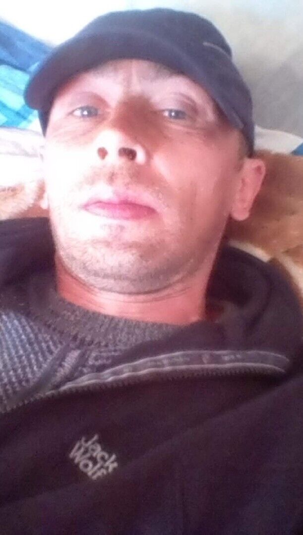  27026921  Anatolii, 45 ,    