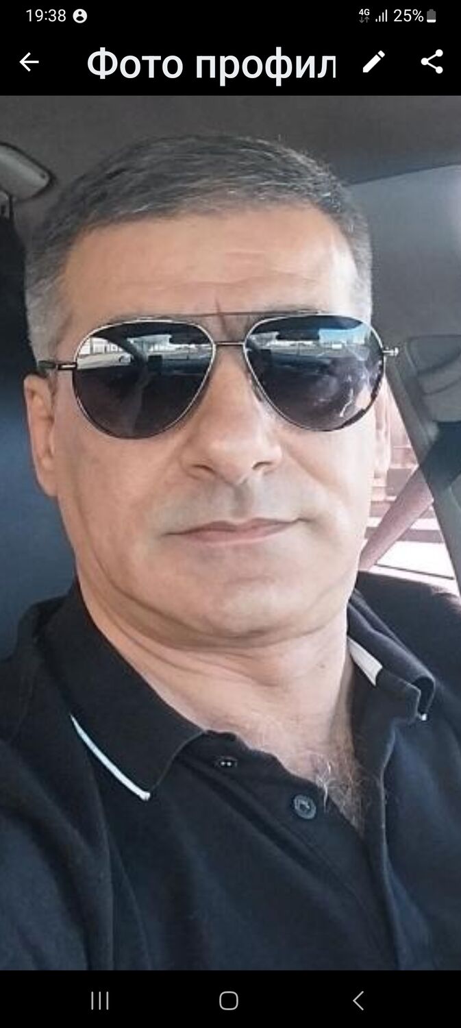  44452391  , 51 ,    