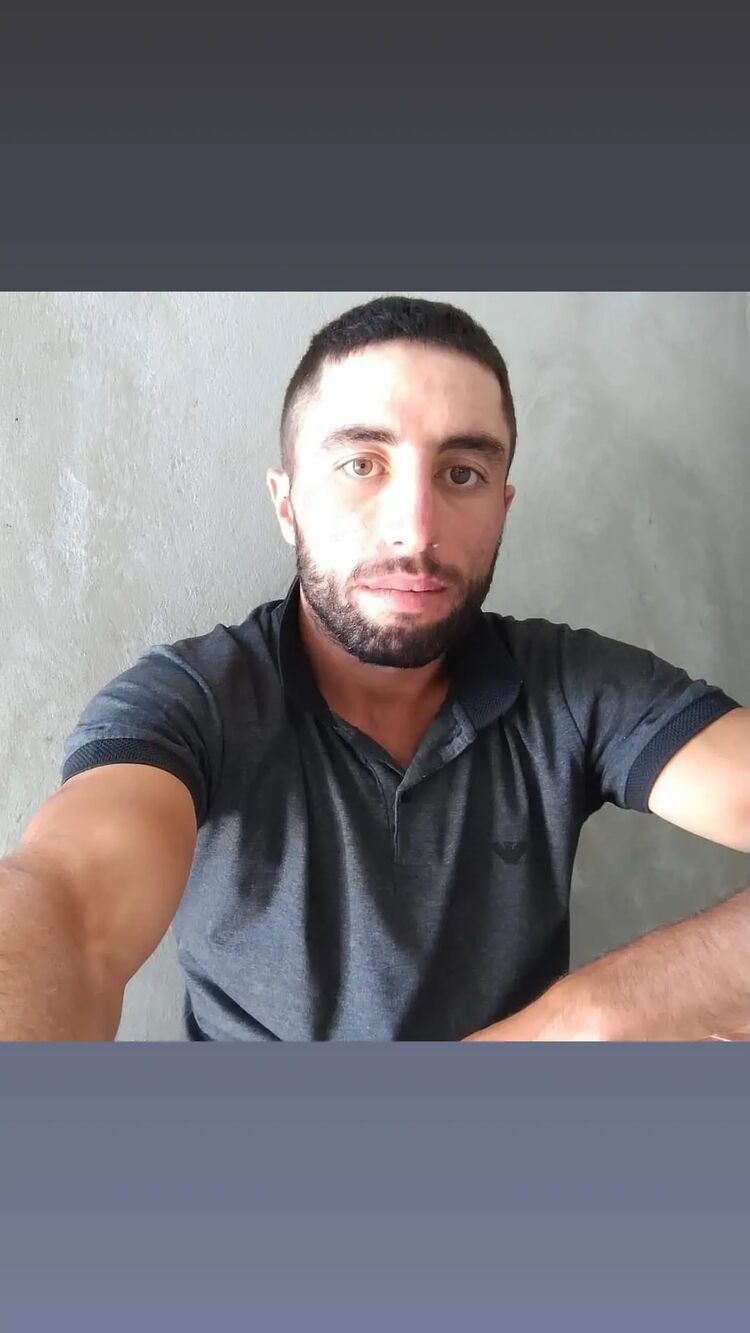  ,   Sam, 28 ,   ,   