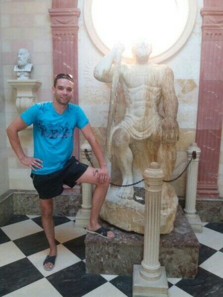  15988691  Serxio, 36 ,    