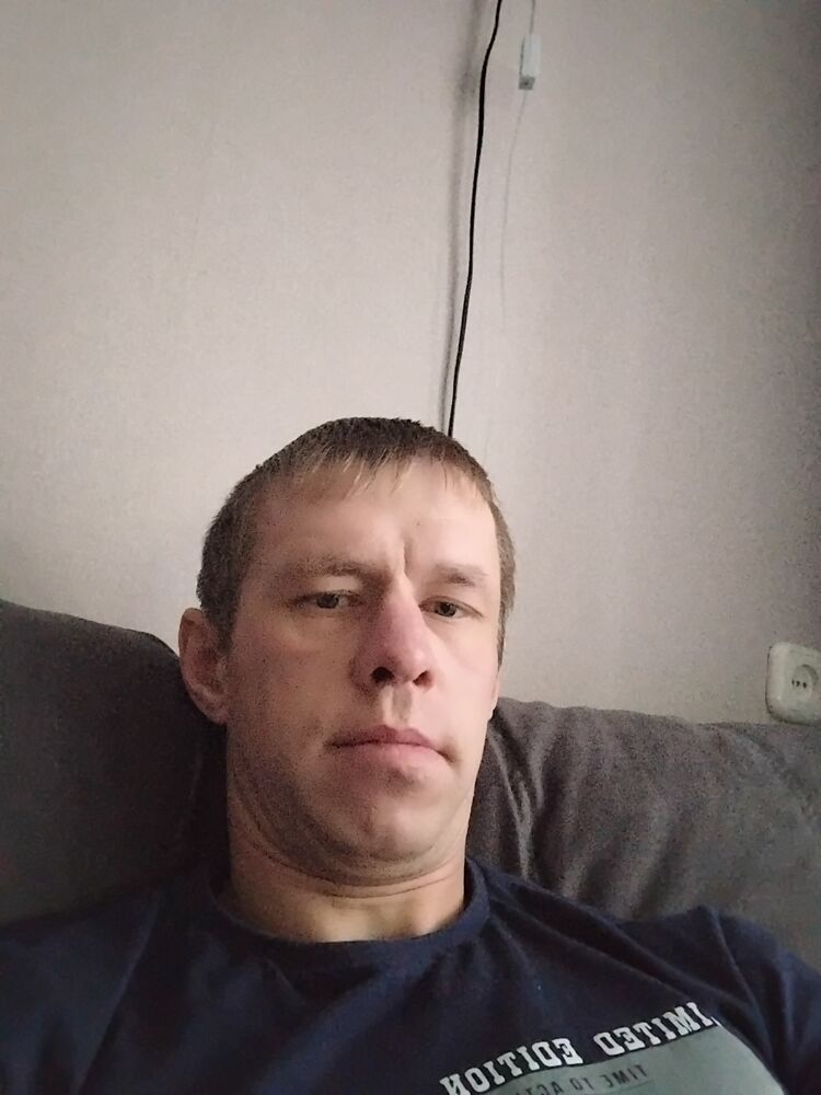  48092771  , 33 ,    
