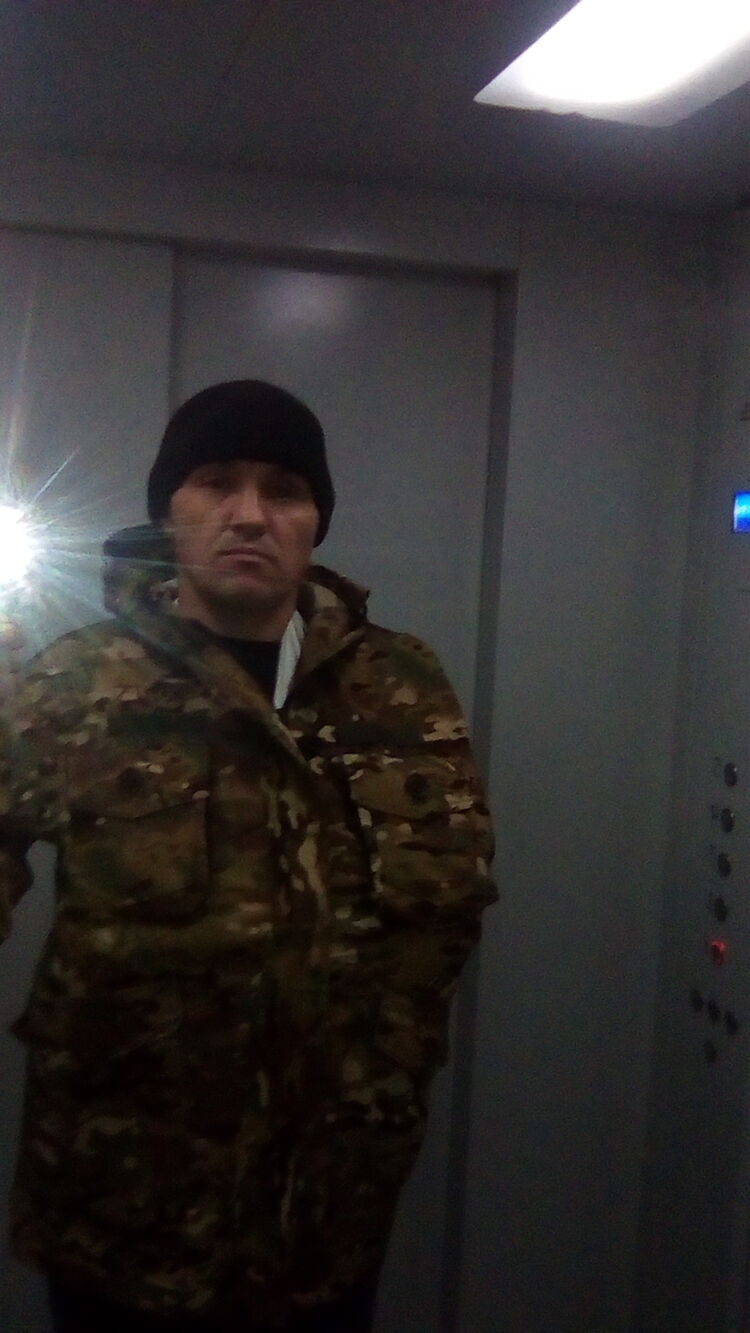  47957951  , 37 ,    