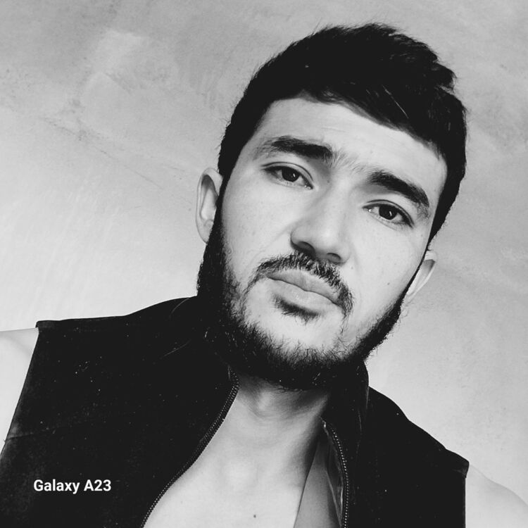  52820711  Rasul, 23 ,    