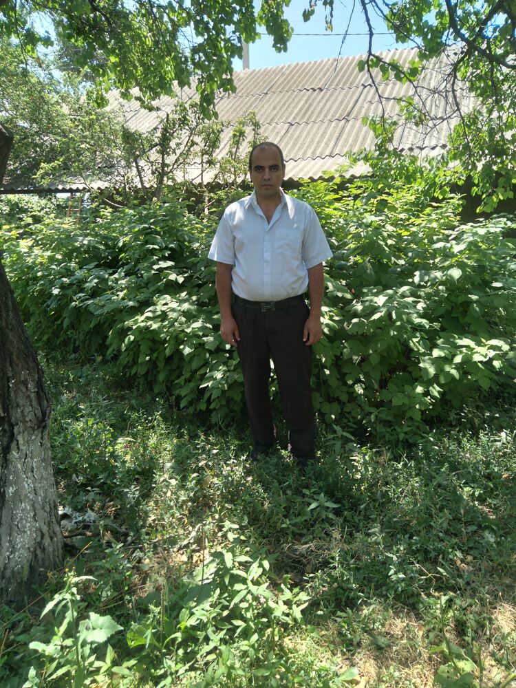  28241381  Vahag, 39 ,    