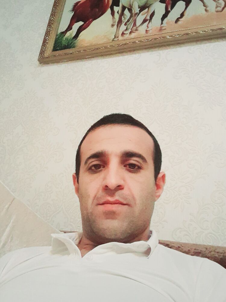  39622471  Farkhat, 33 ,    