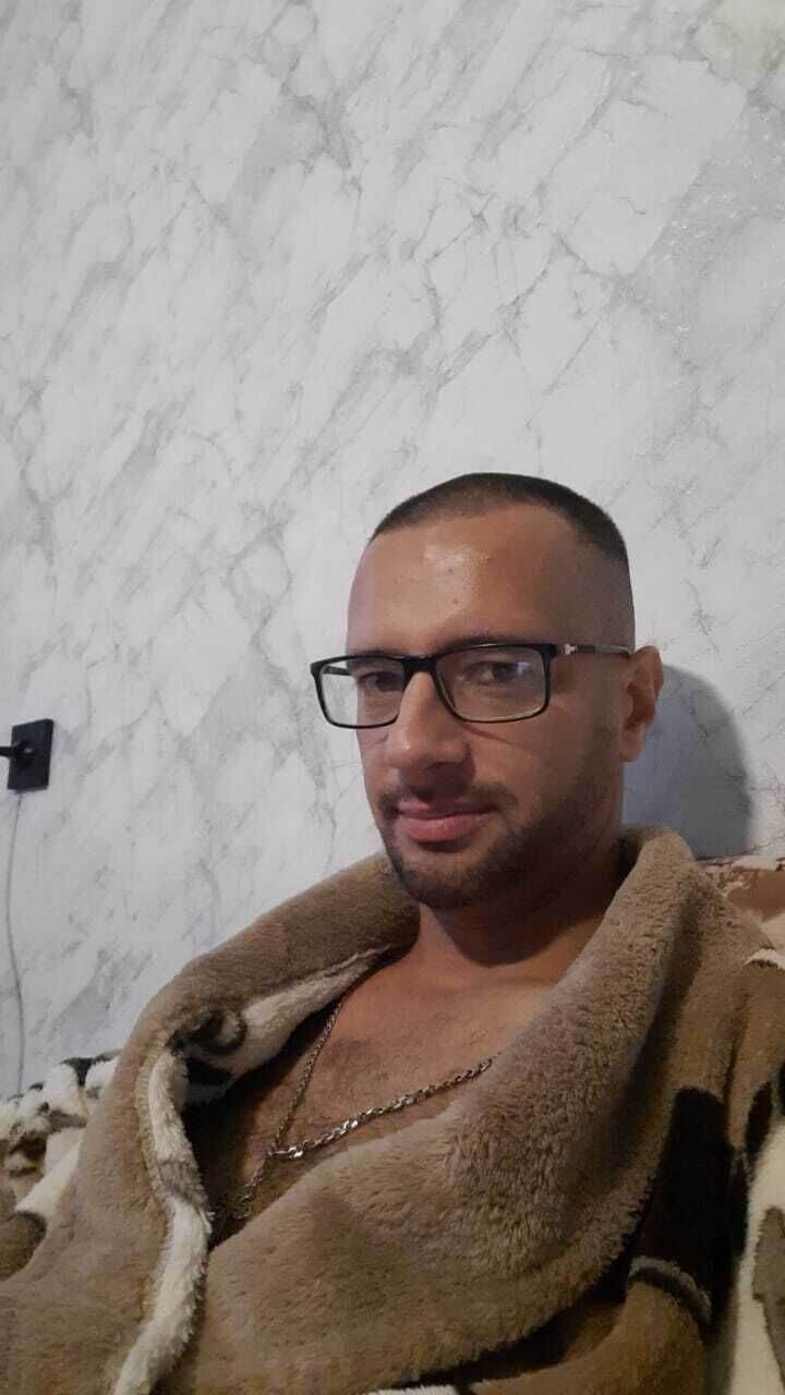  47438351  , 37 ,    