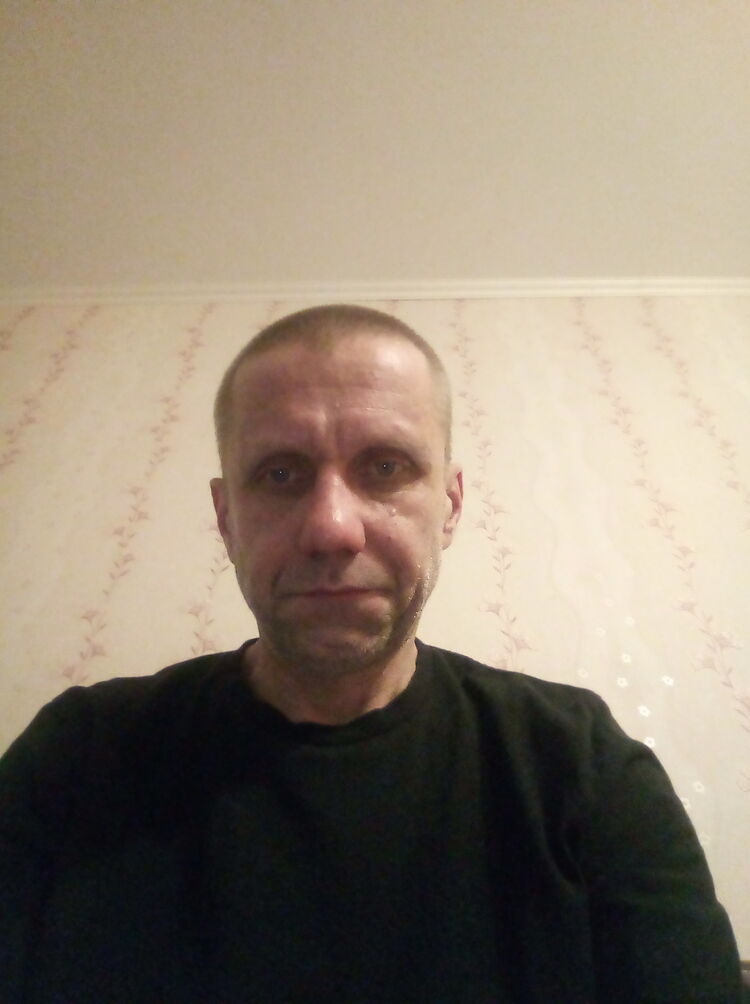  32284001  Alex, 51 ,    