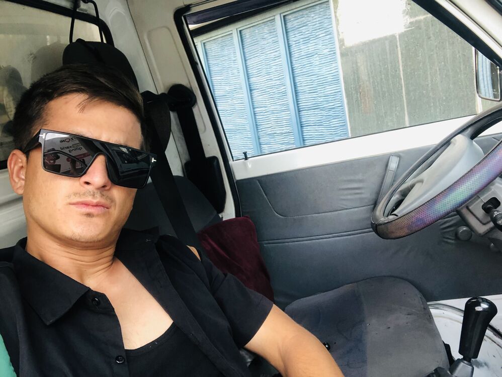  52996681  Asadbek, 25 ,    