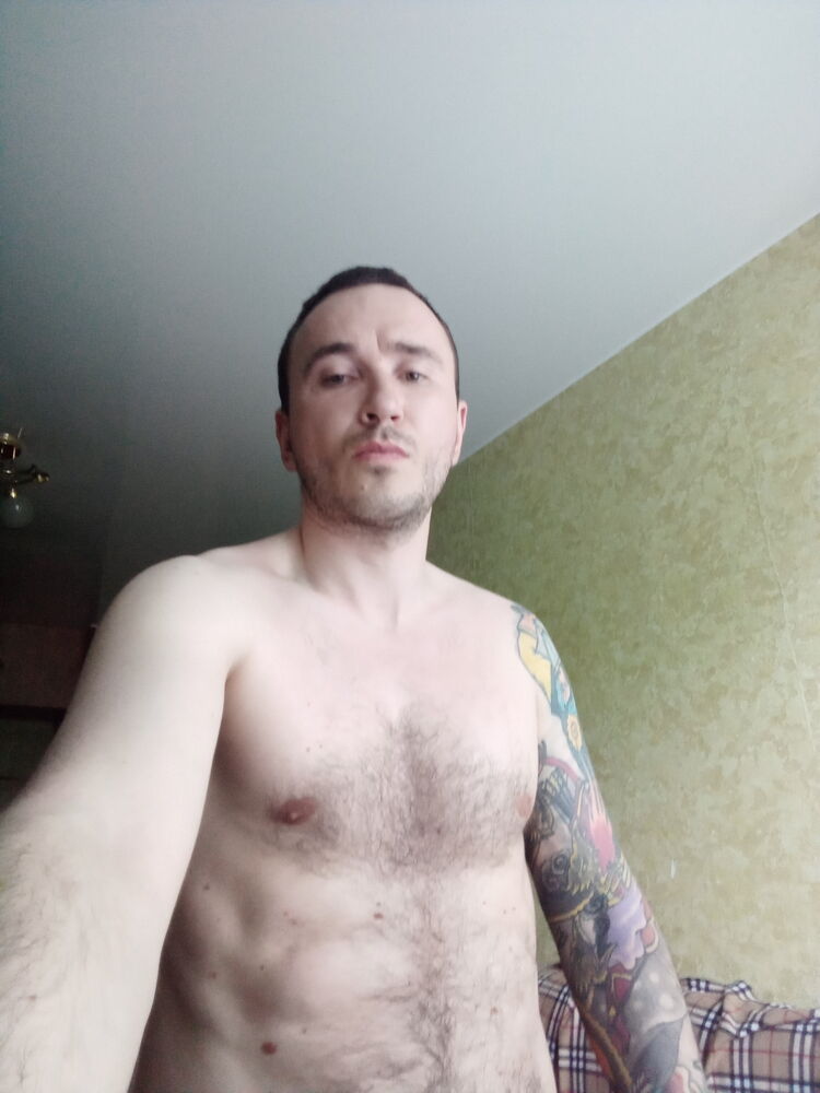  23512141  Alex, 39 ,    -