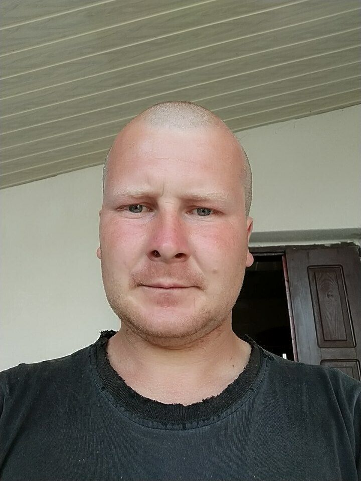  19923981  , 34 ,    