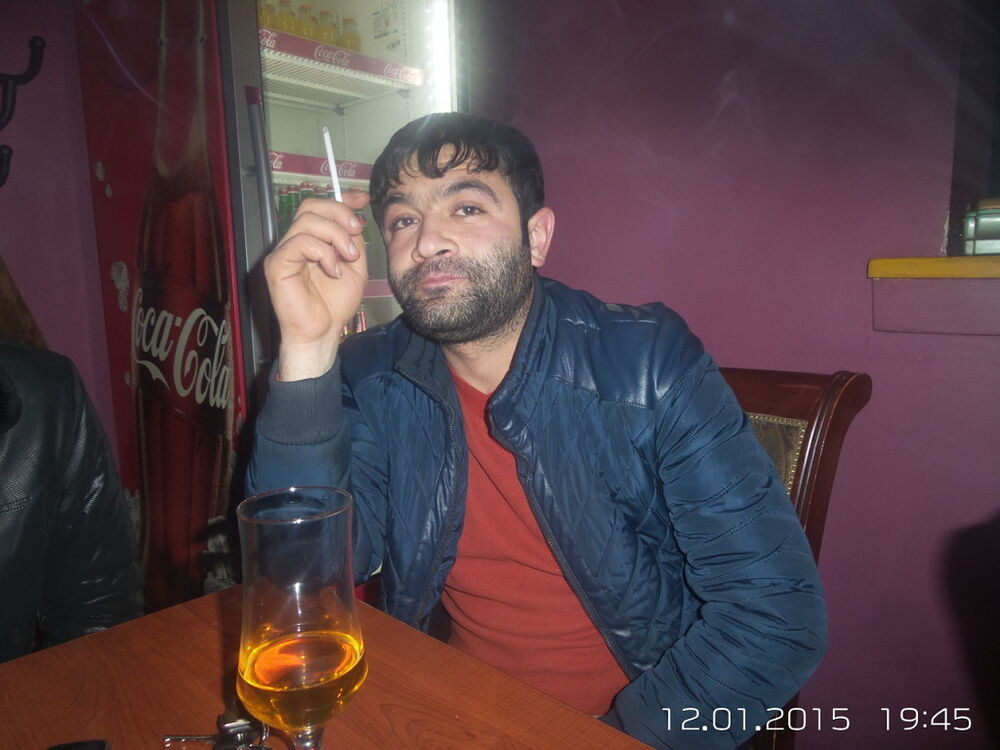  5636401  Serge, 39 ,    