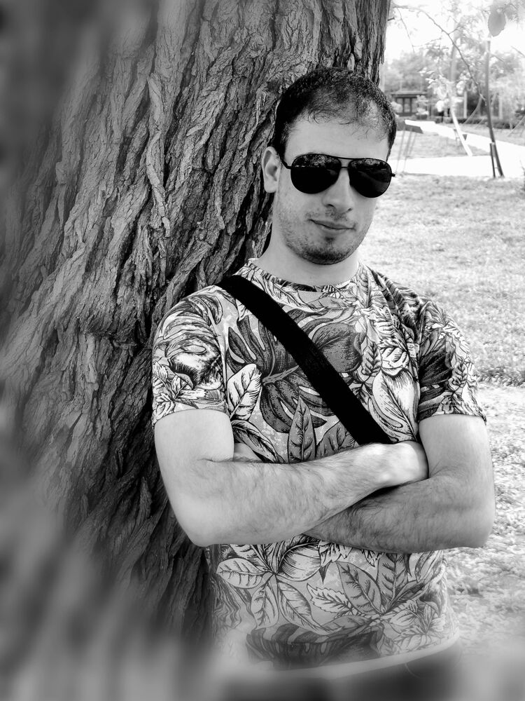  ,   Arthur, 34 ,   ,   