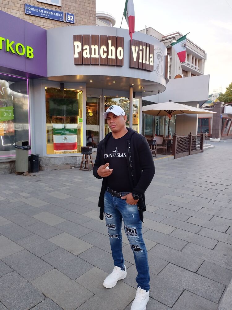  ,   Reinier, 41 ,   ,   