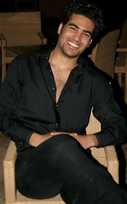  30758221  Amir, 34 ,    -