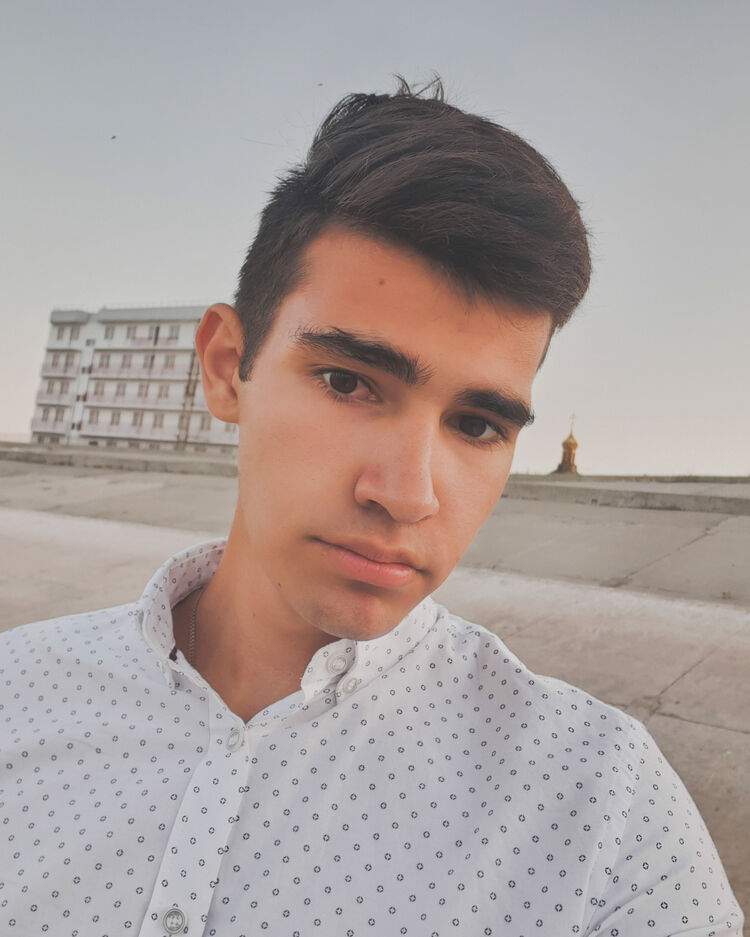  27033131  , 22 ,    --