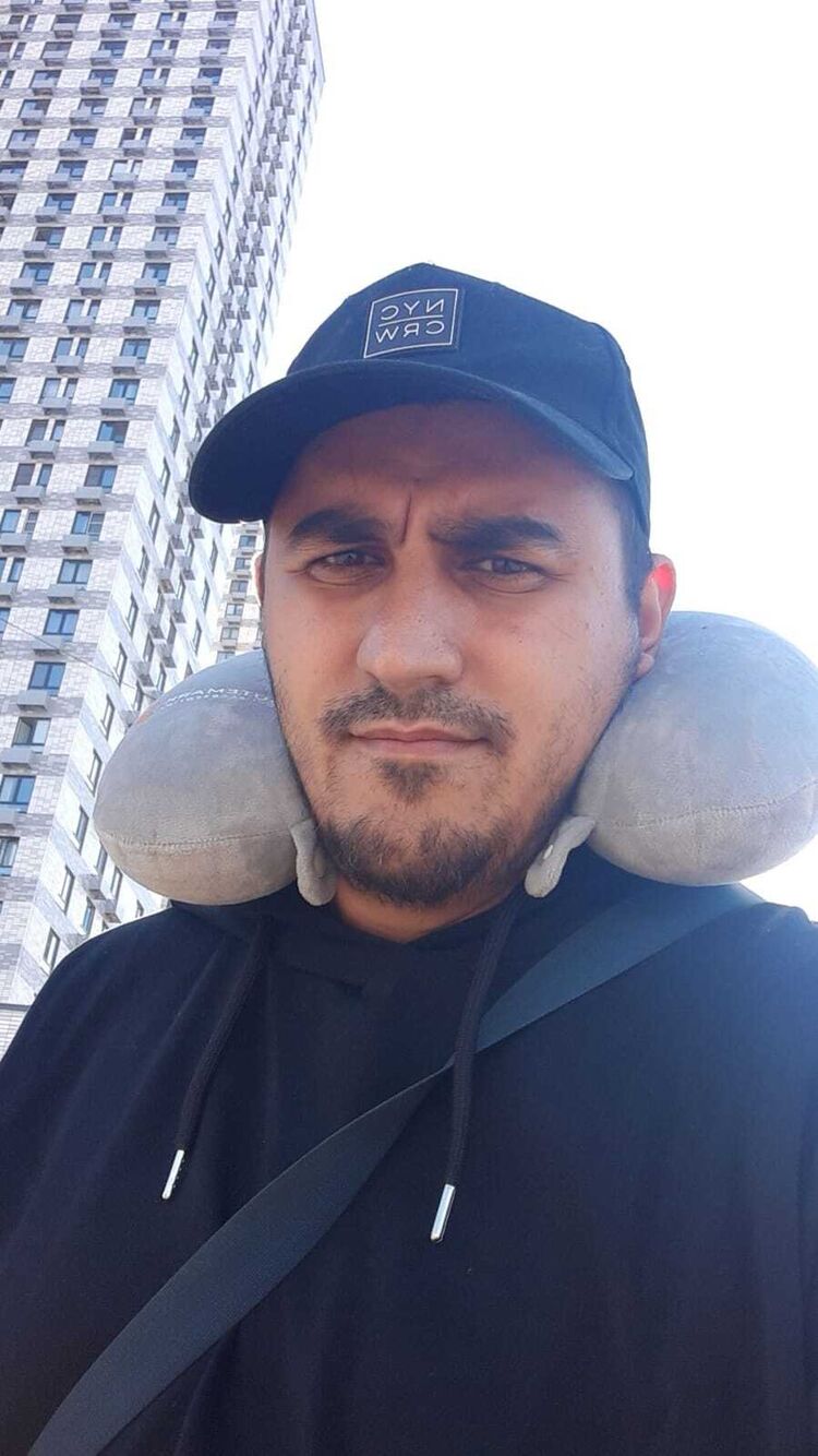  54543761  Host, 30 ,    