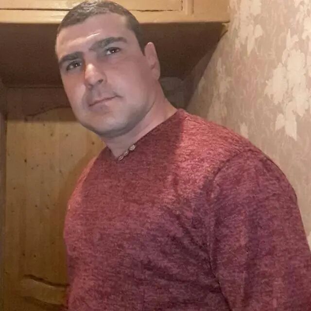  48754891  ALI, 40 ,    