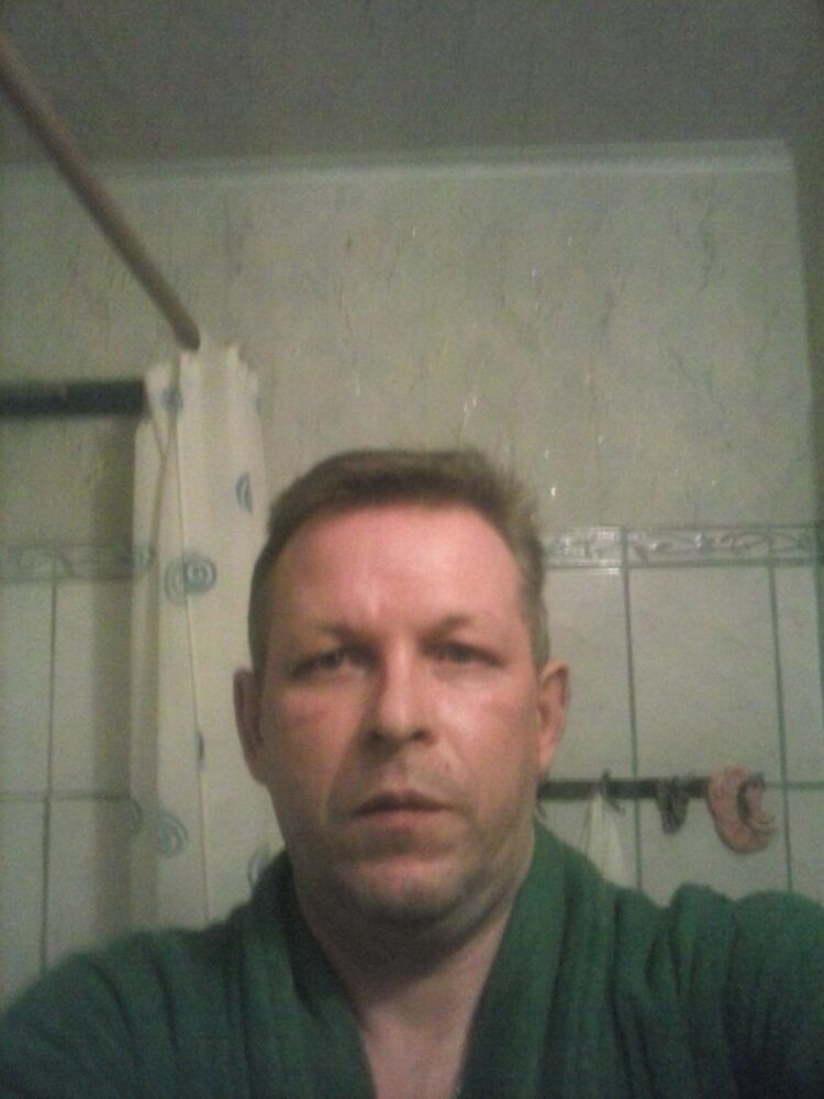  5842231  A, 53 ,    