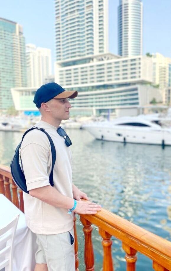 ���� 51899161 ������� ����, 37 ���, ���� ���������� � �������������