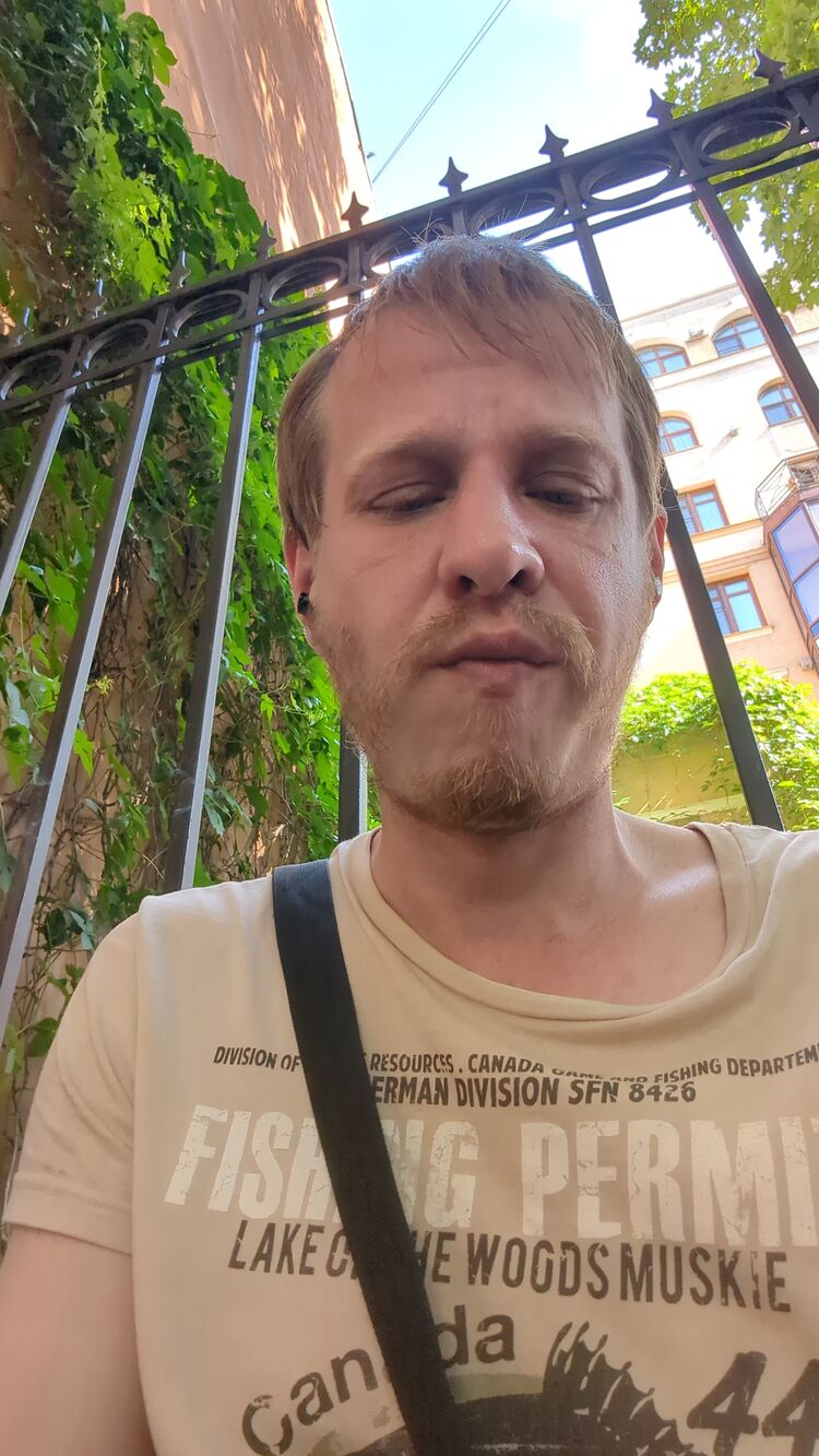  52722081  , 41 ,    -