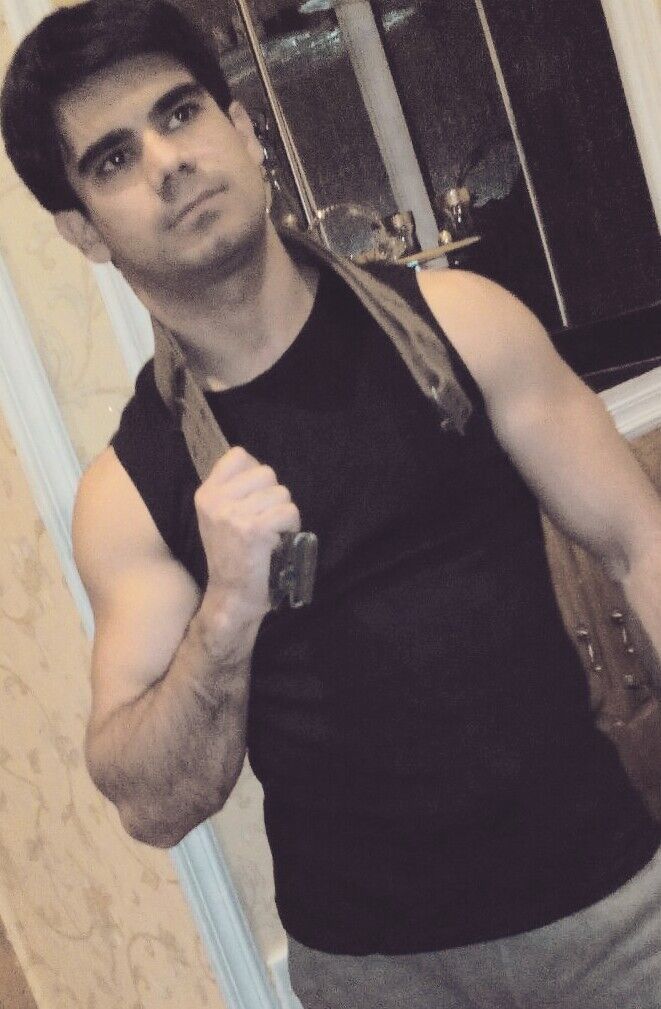  6925131  Roman, 36 ,    