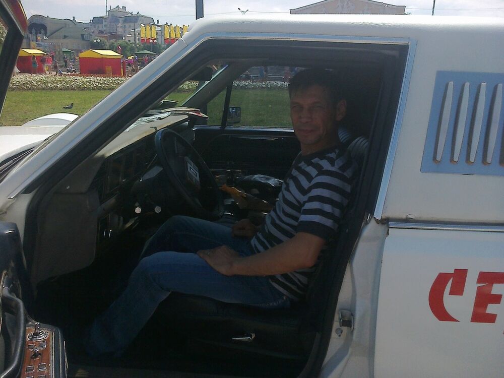  4222141  Eduard, 53 ,    