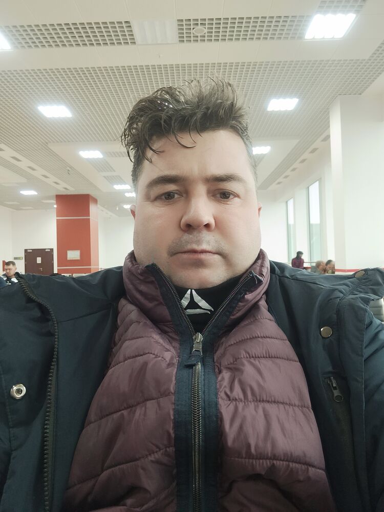  ,   Nurik, 37 ,   ,   