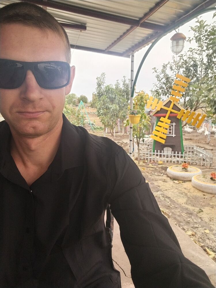  --,   , 30 ,   