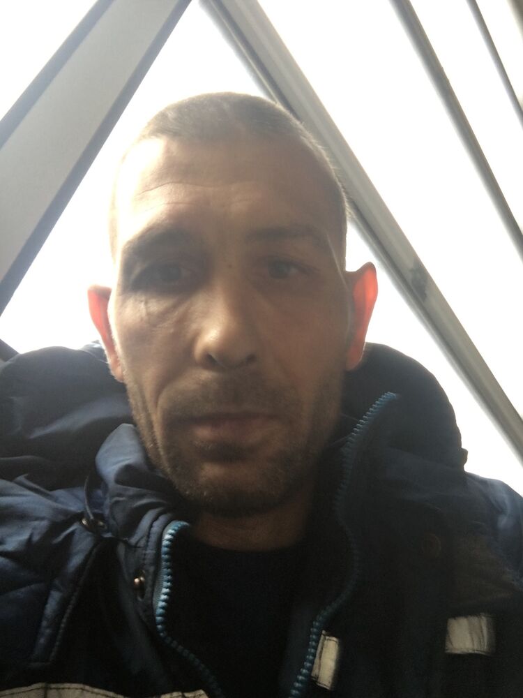  54534801  Alex, 41 ,    