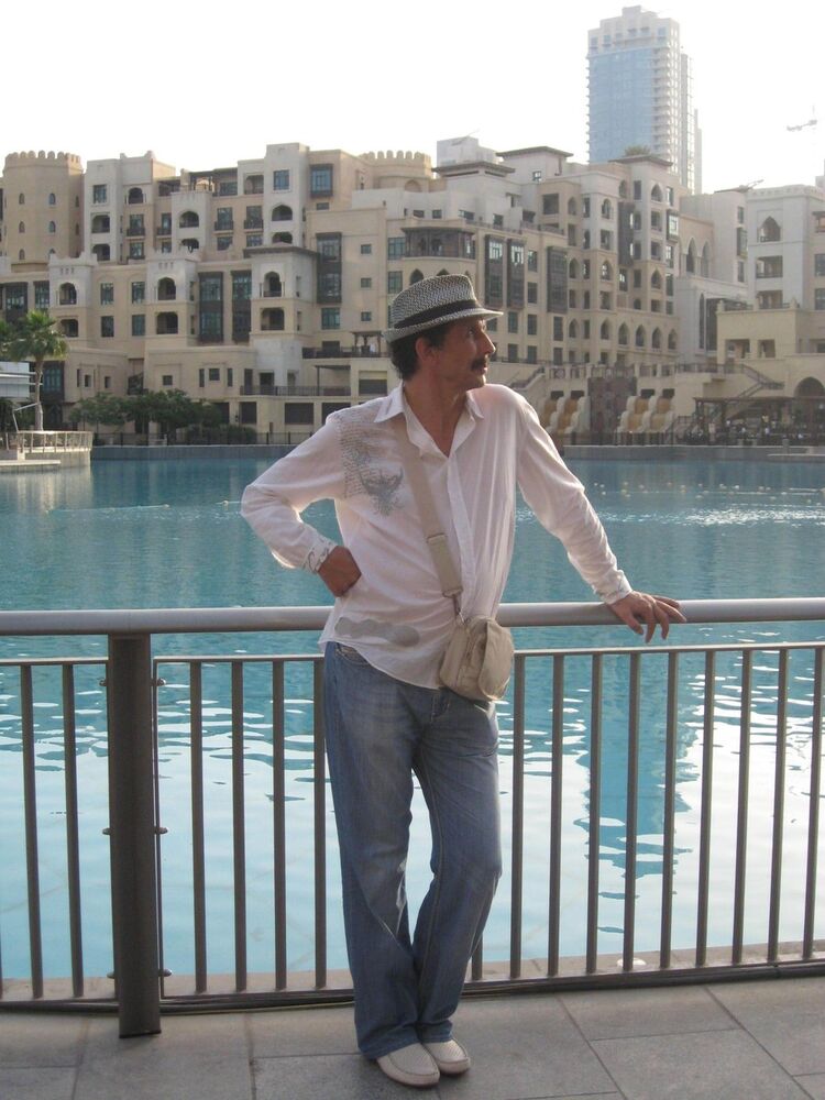  12928381  Artur, 53 ,    
