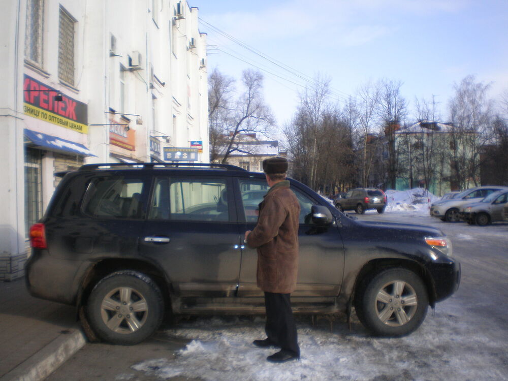  7272371  Aleksandr, 64 ,    