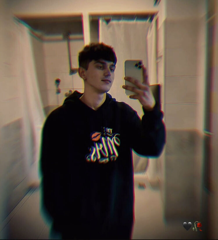 ���� 54906481 ����� Sacha, 20 ���, ���� ���������� � Kastl