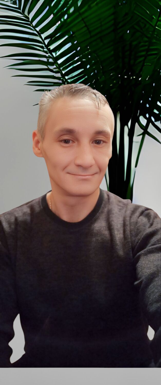  ,   Ewgen, 44 ,   ,   