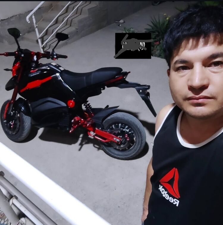  53128841  Shoxrux, 26 ,    