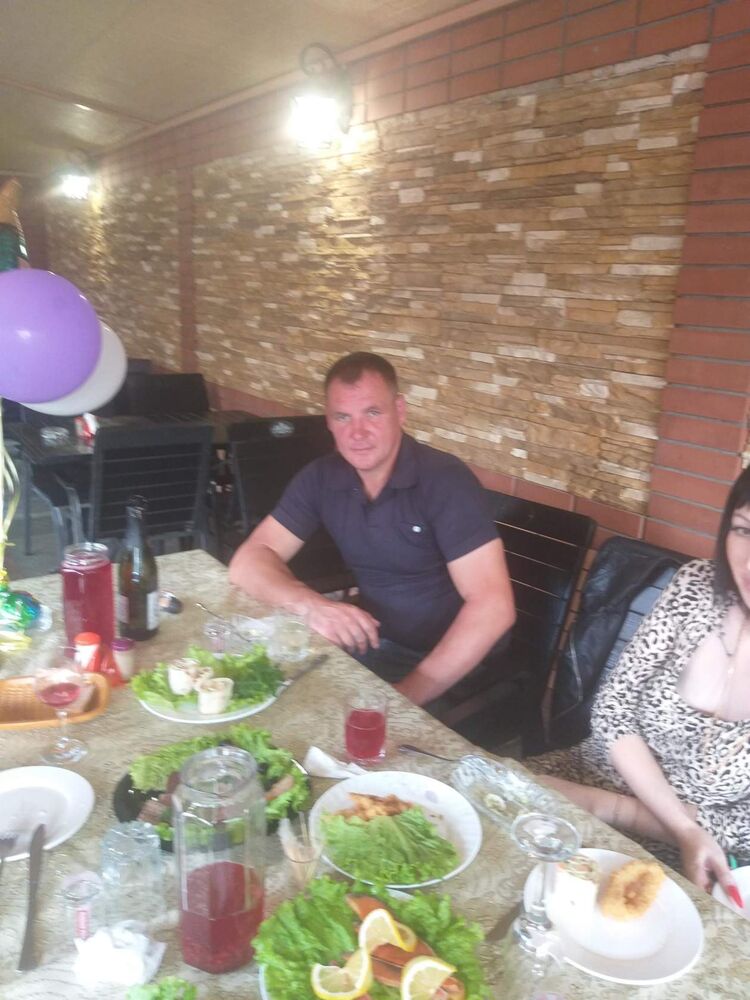  28537631  , 40 ,    -