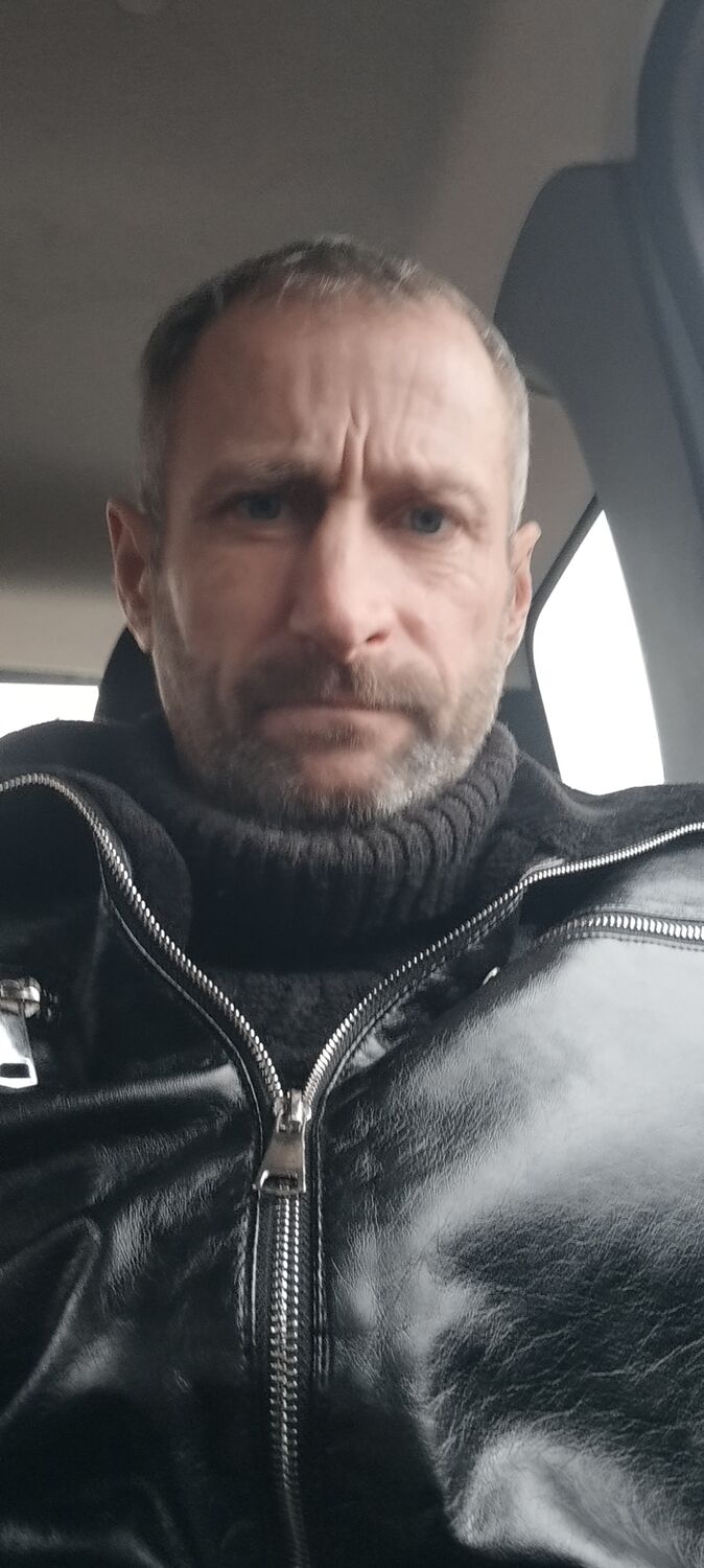  52860771  , 46 ,    