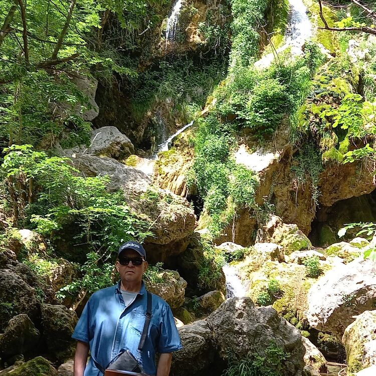  43477041  Oleg, 57 ,    