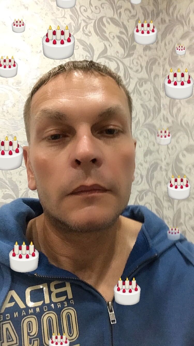  29472801  Mikemolot, 44 ,    