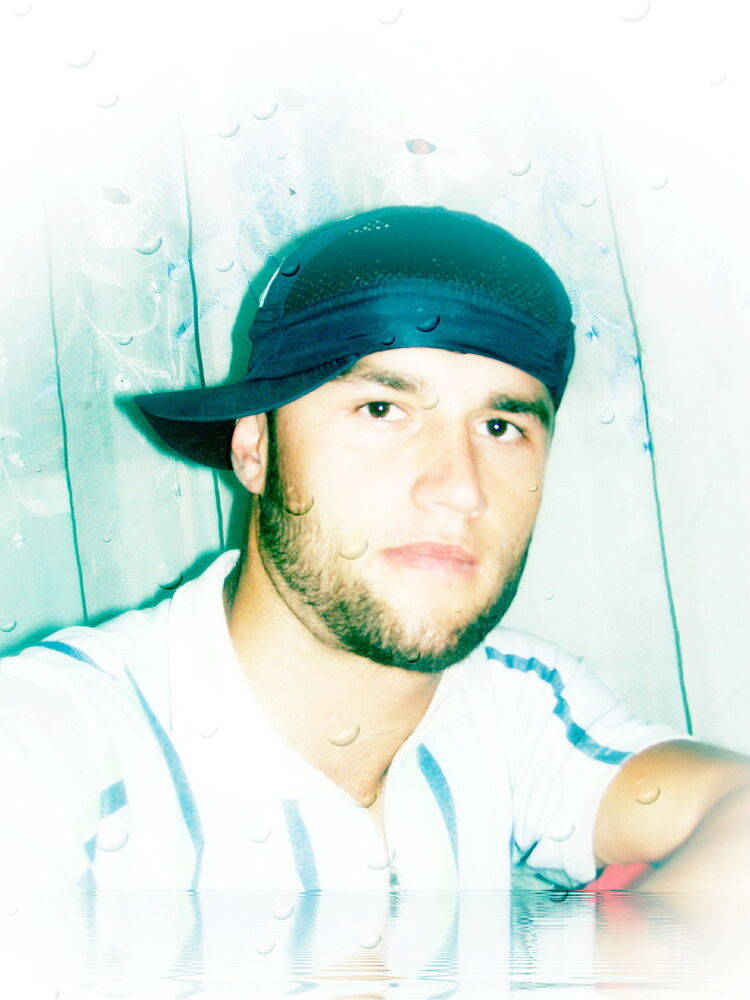  -,   MUSLIM, 33 ,   ,   , c 
